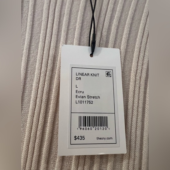 BRAND NEW Theory Fit and Flare in color ecru- - Picture 3 of 13